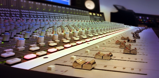 FULL PRODUCTION (SINGLE CD)